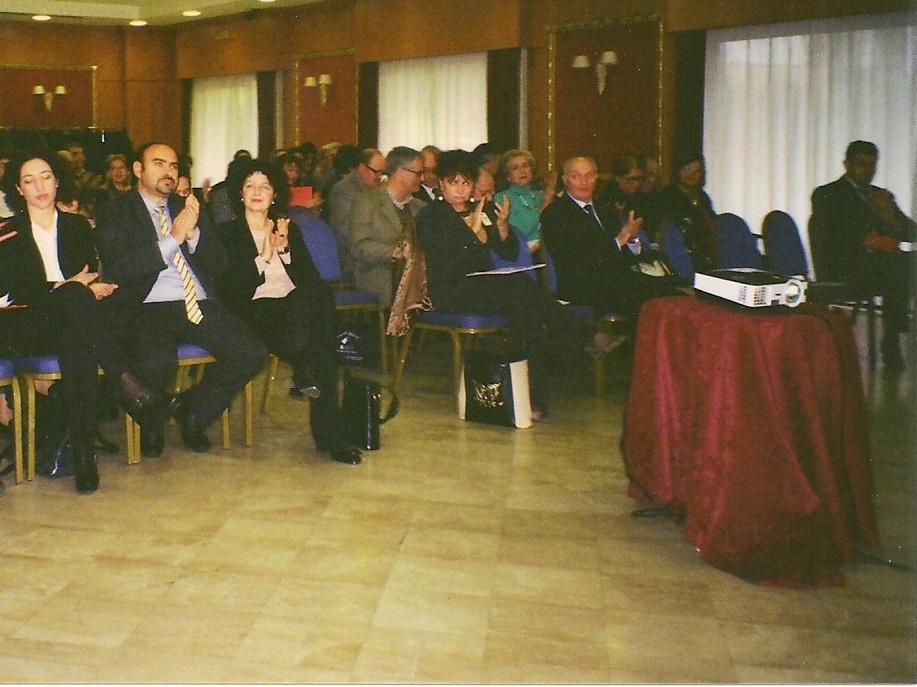 La sala con le autorità lionistiche