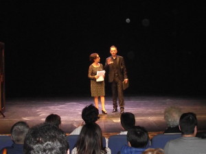 La Lioness Rosa Murgia presenta l'illusionista Alfredo Barrago