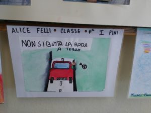 Non si butta la roba per strada