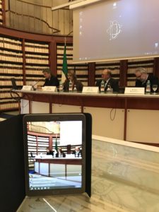 in diretta la conferenza