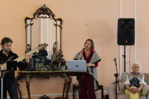 Giuliana Lostia - Cantante ins. Ed. musicale e canto corale